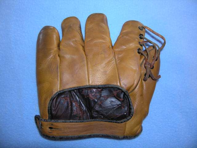 Ethan Allen Goldsmith G25 Back